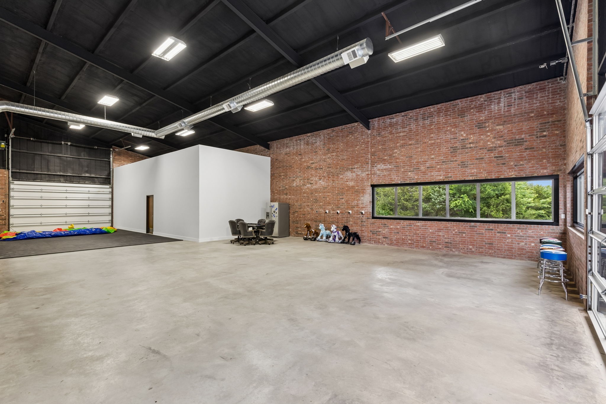 1306 Morrow Road