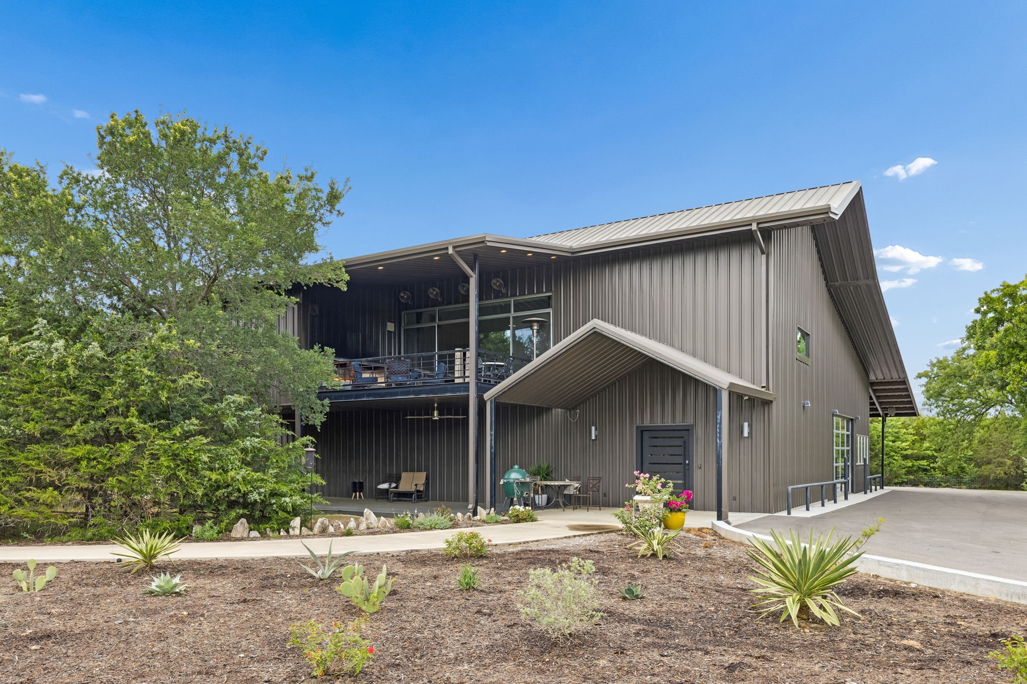 1306 Morrow Road