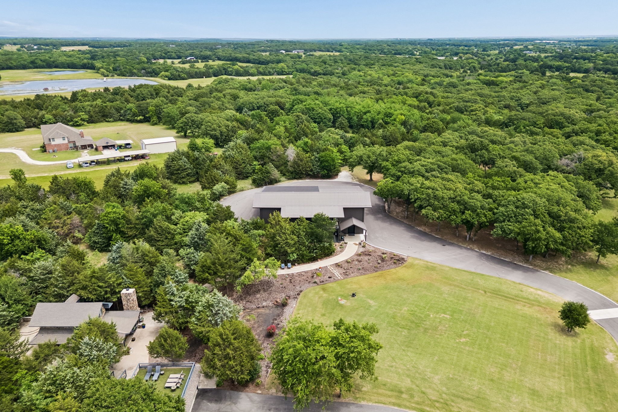 1306 Morrow Road