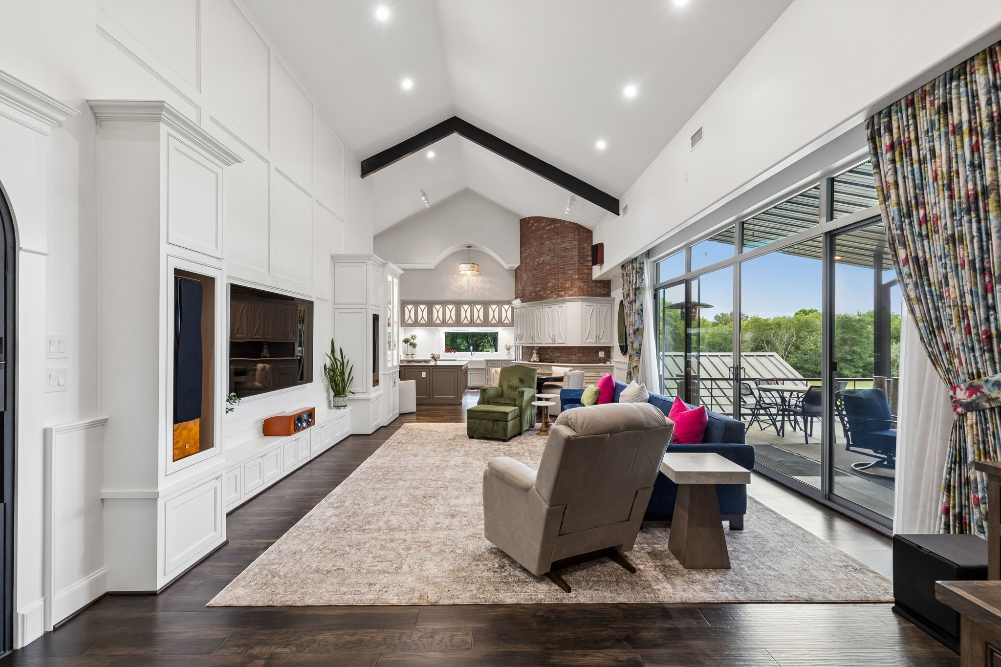 1306 Morrow Road