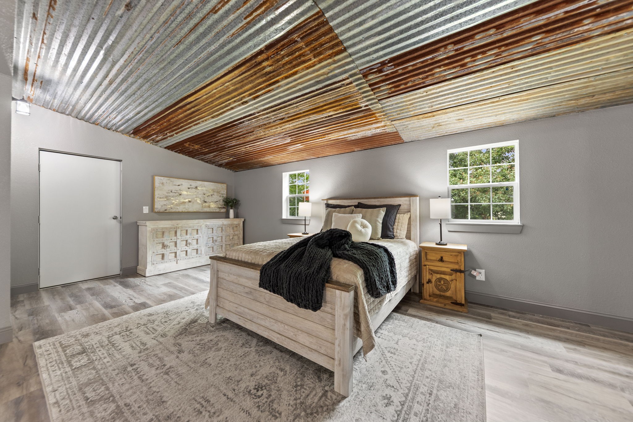 10160 Lynn Lane