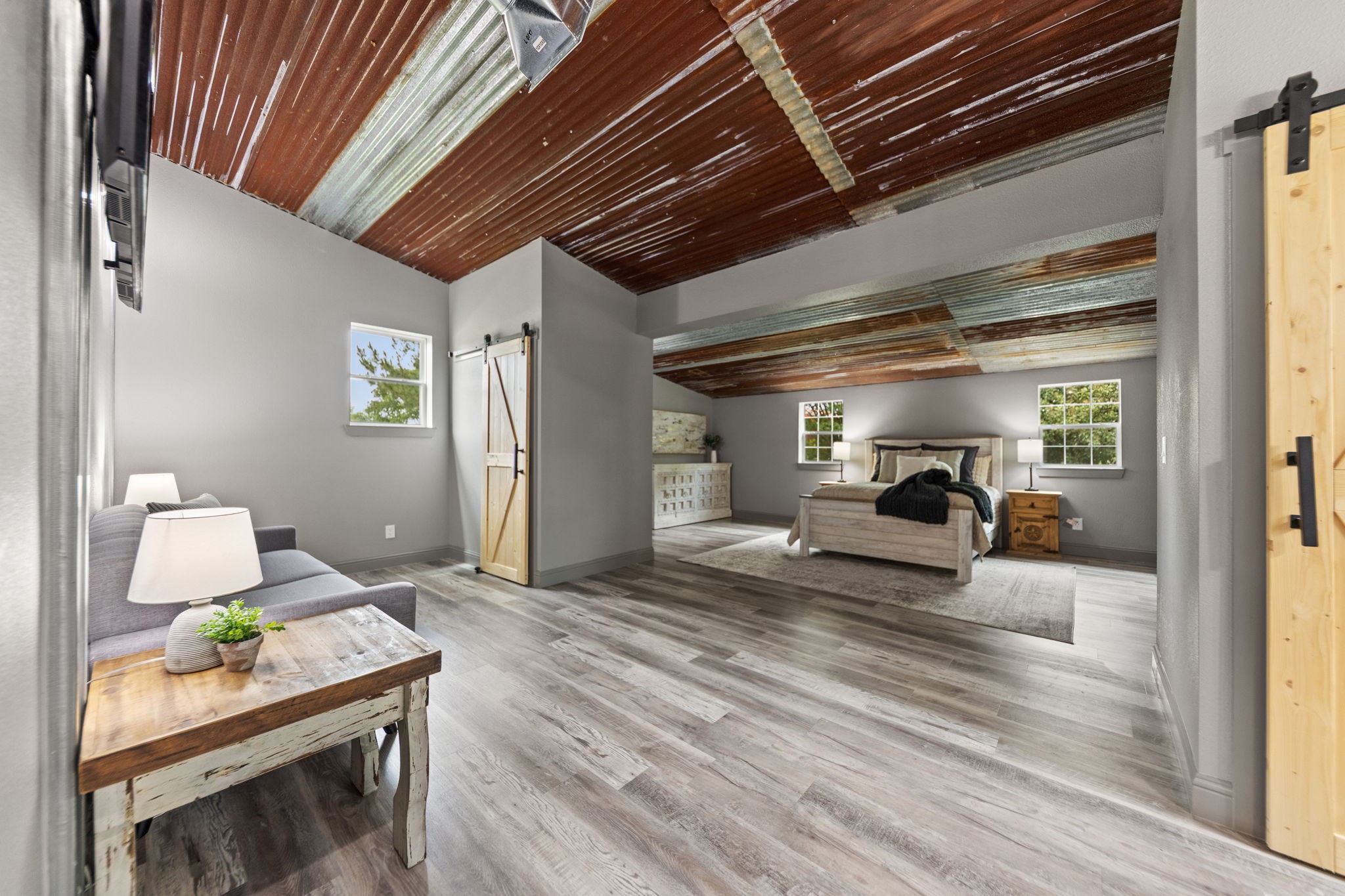 10160 Lynn Lane