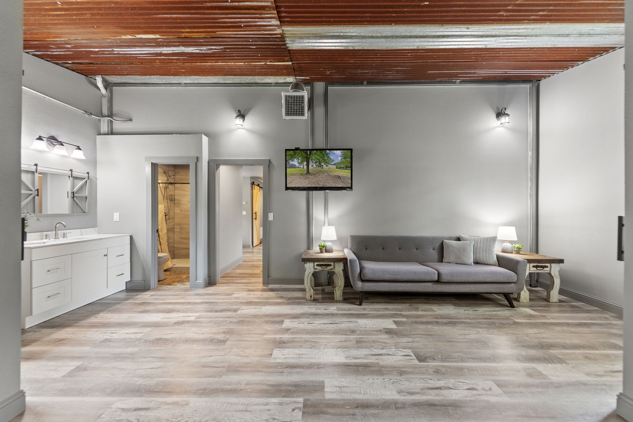 10160 Lynn Lane