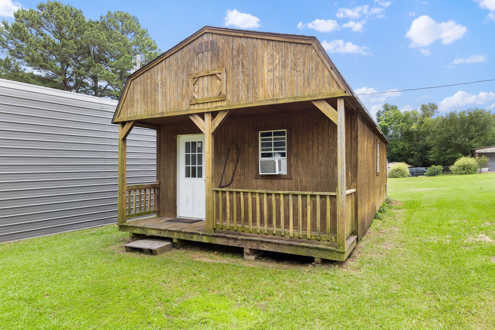 10160 Lynn Lane