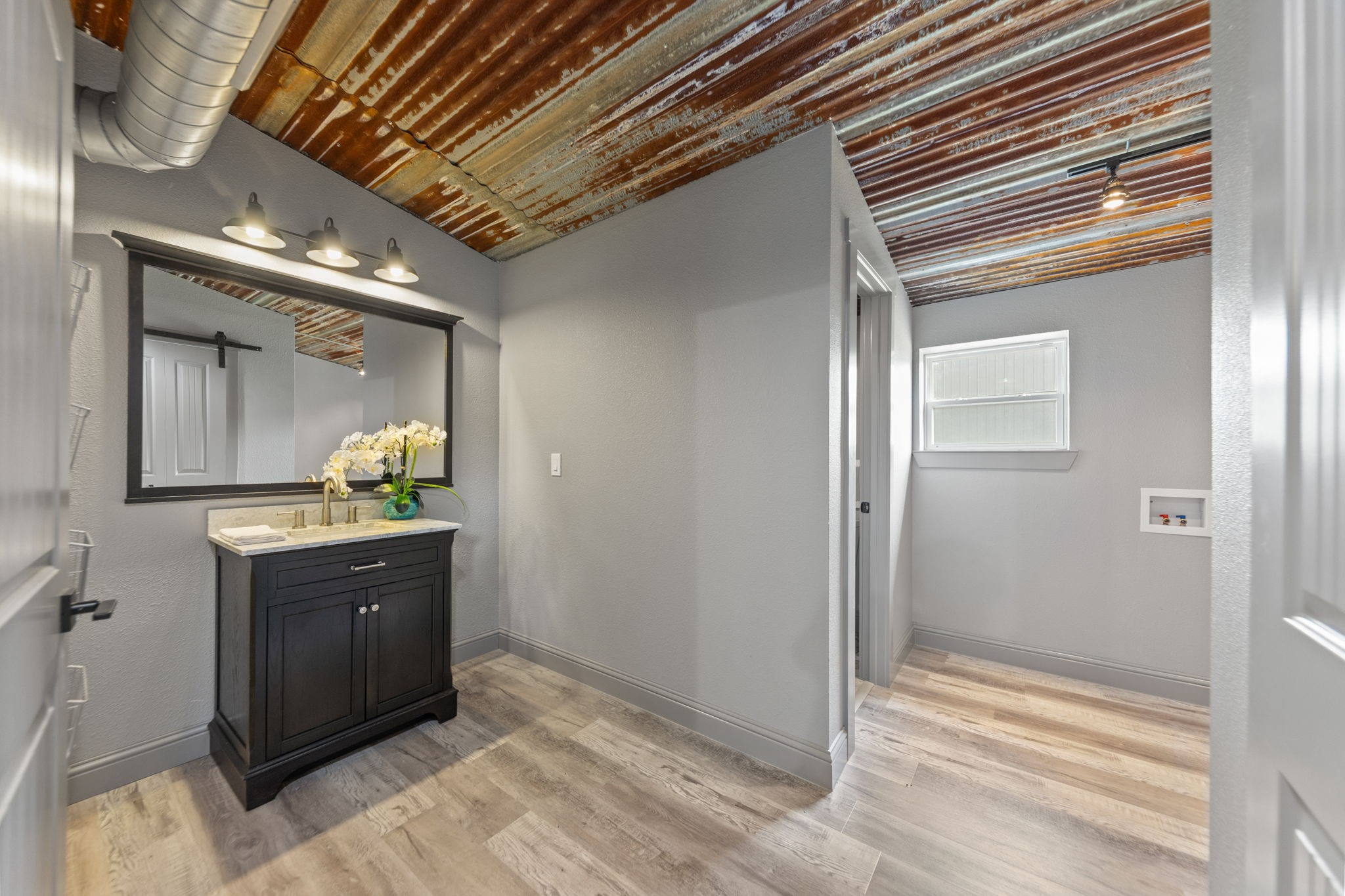 10160 Lynn Lane