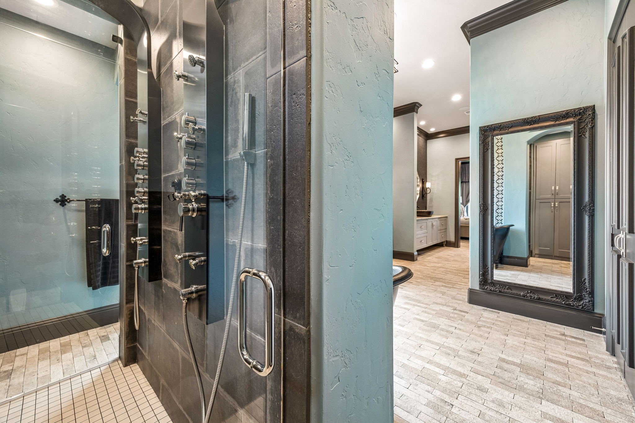 6109 Crystal Cove Court