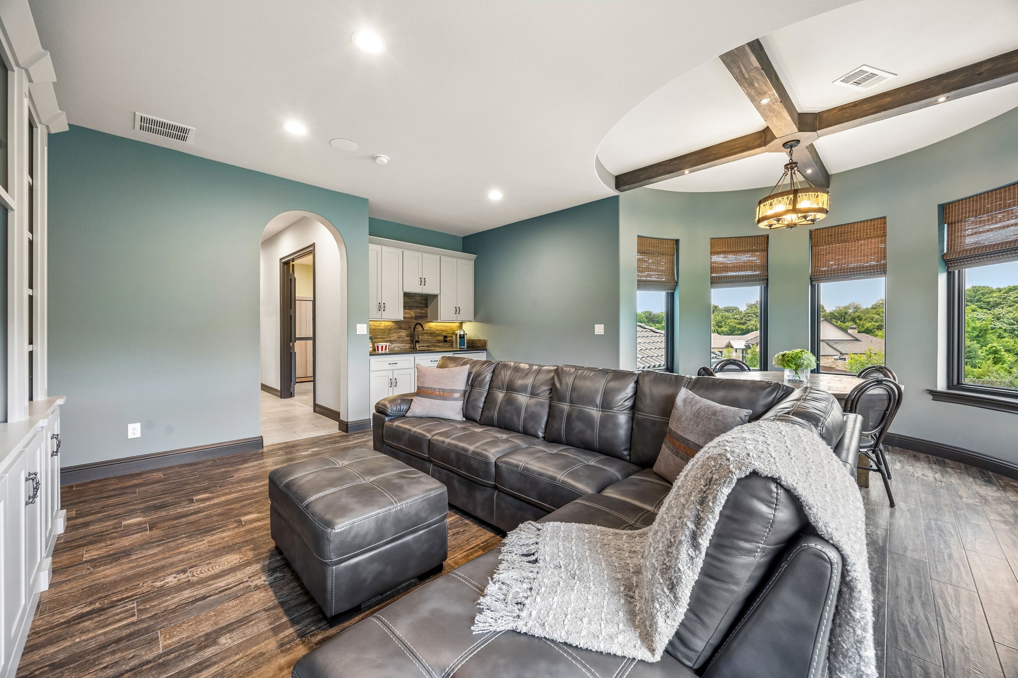 6109 Crystal Cove Court