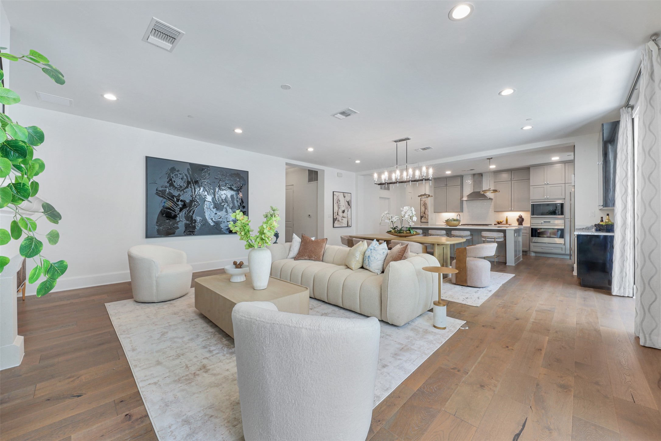 5270 Town And Country Boulevard 124
