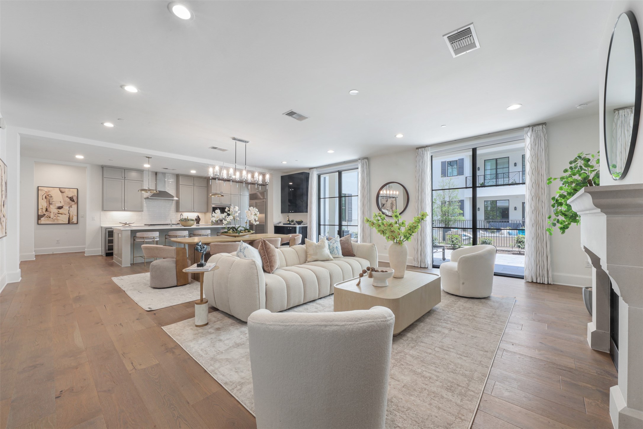 5270 Town And Country Boulevard 124