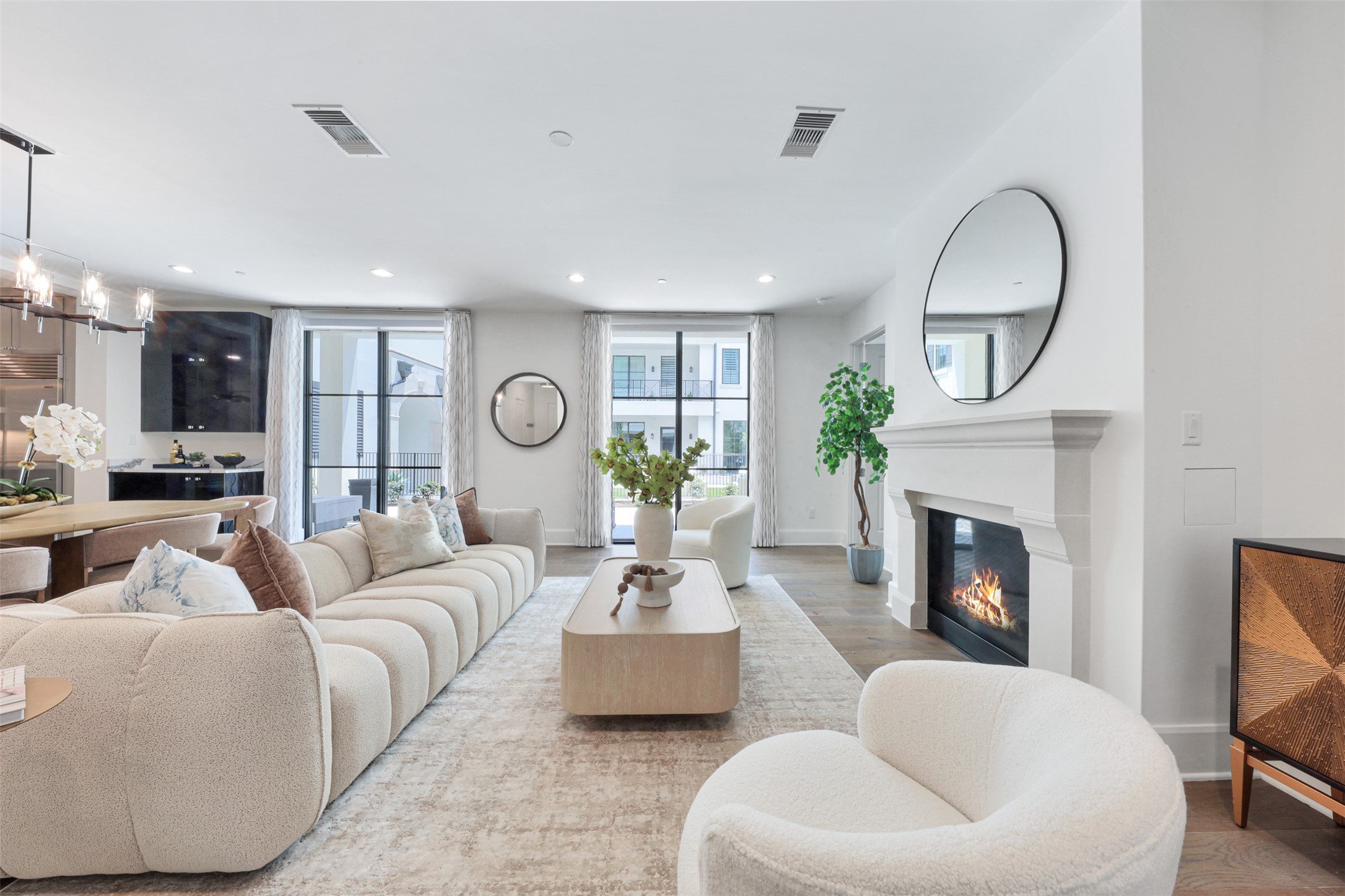 5270 Town And Country Boulevard 124