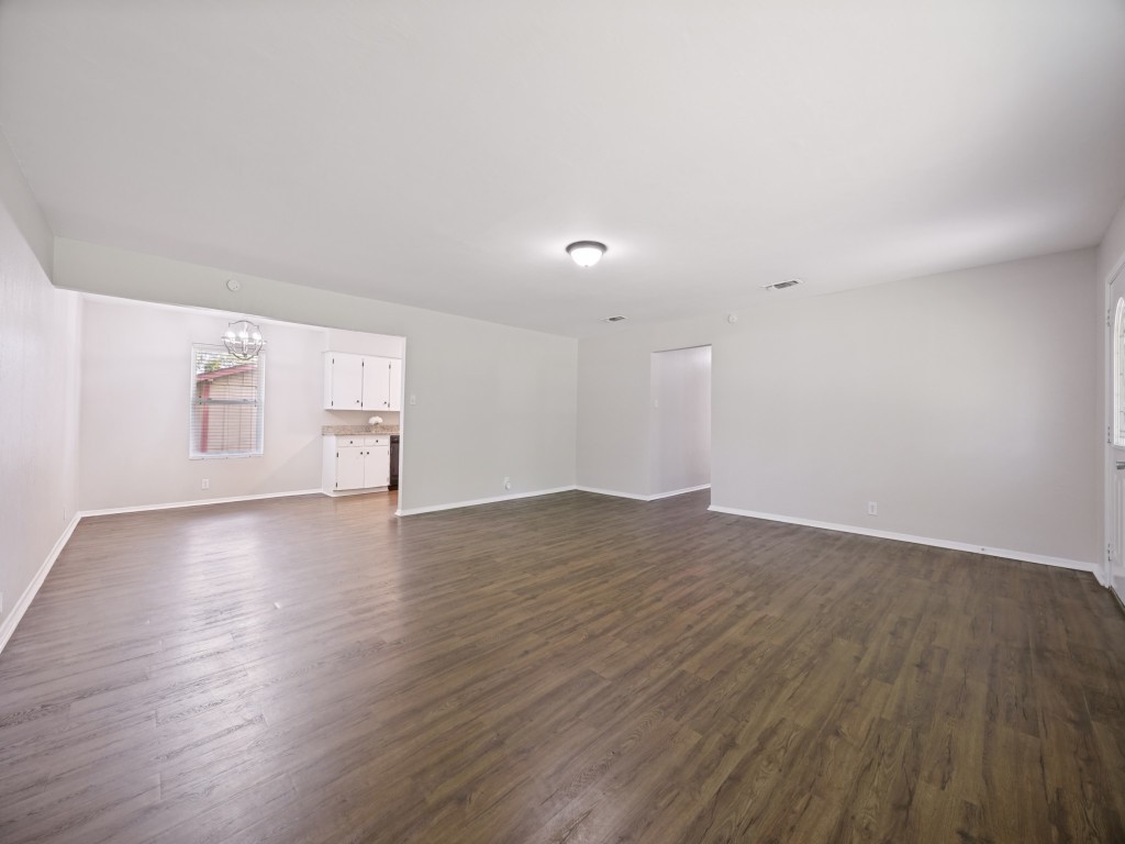 1225 W Hanna Street