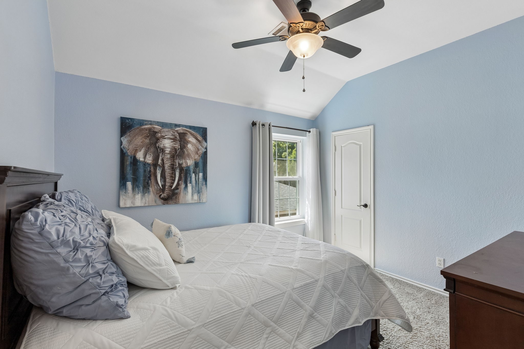 1733 Steamboat Drive