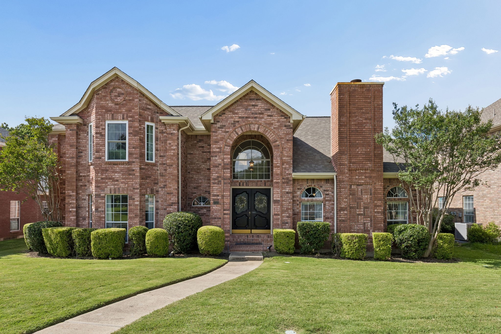 1733 Steamboat Drive