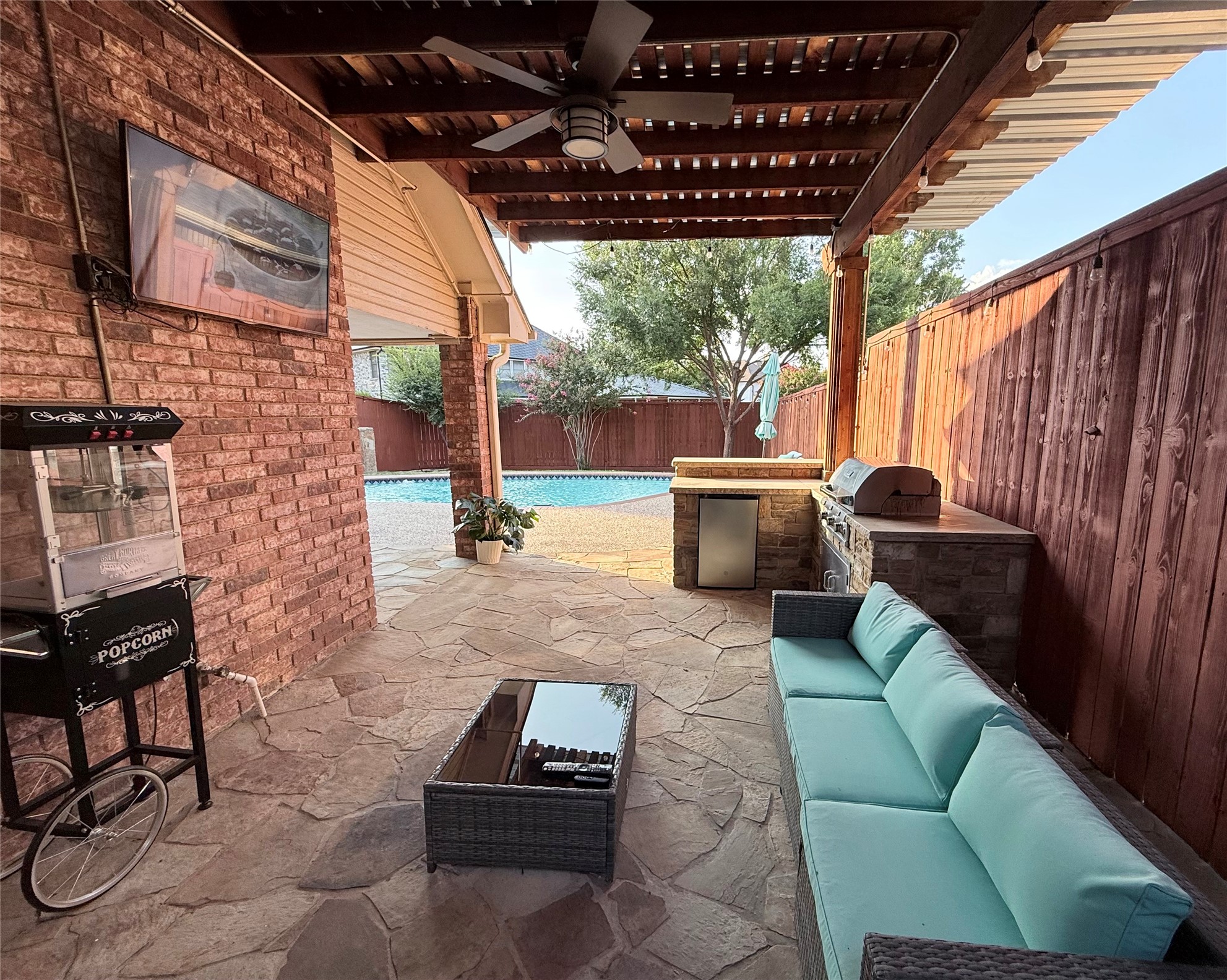 1733 Steamboat Drive