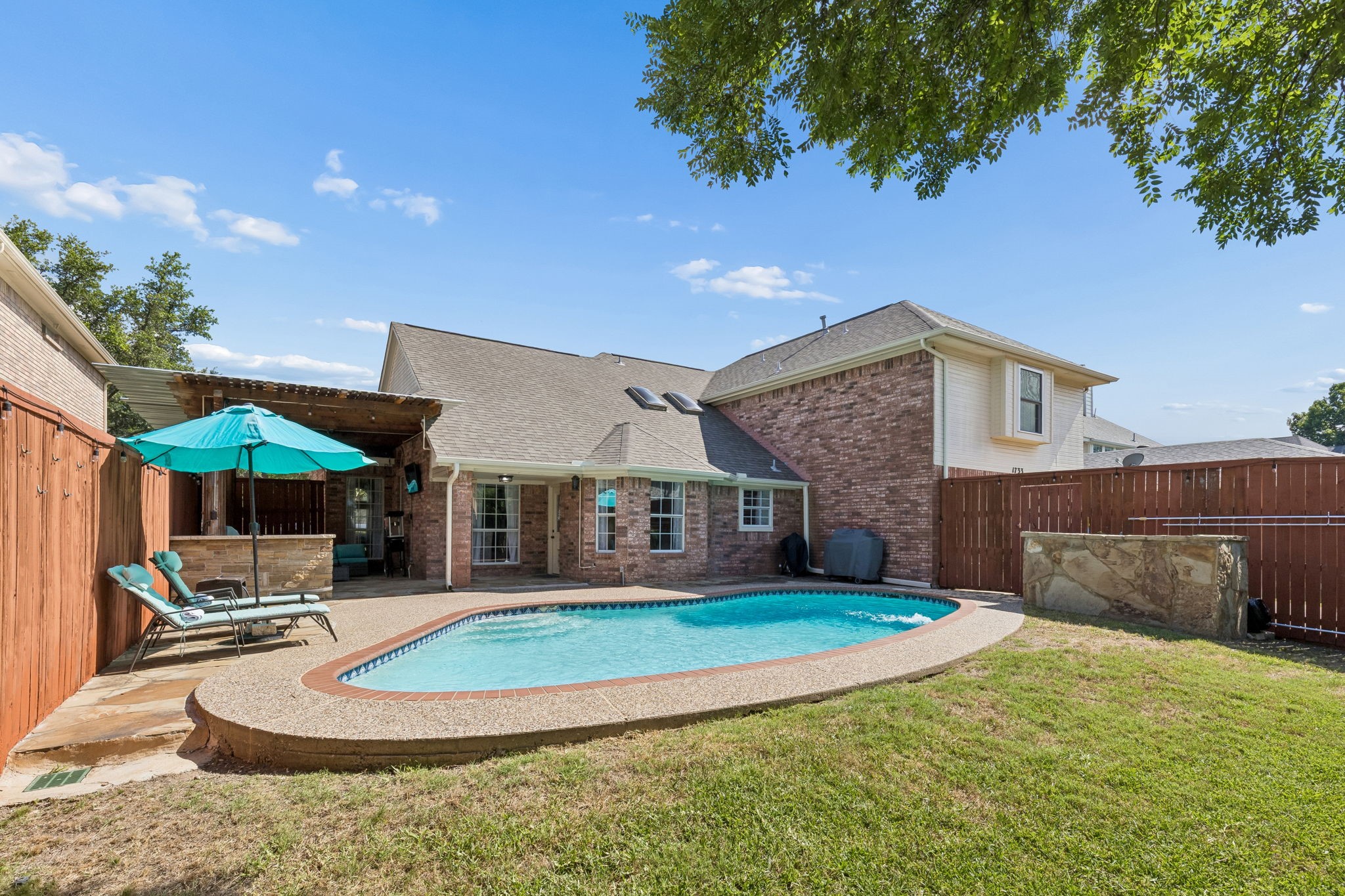 1733 Steamboat Drive