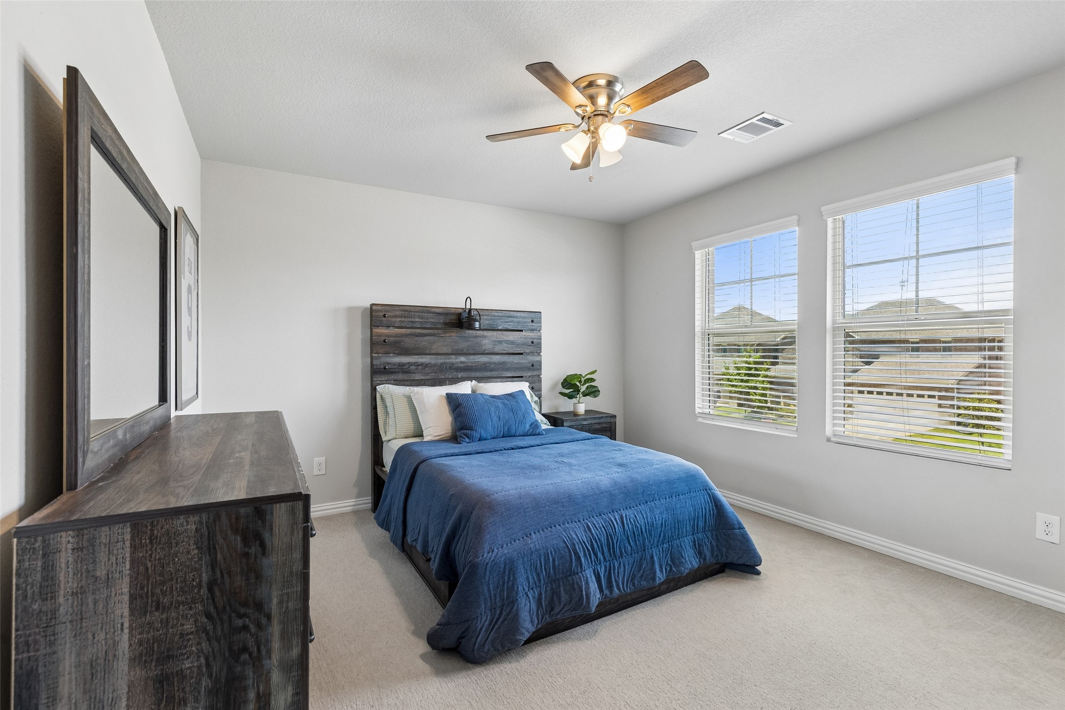 218 Stonebrook Trail