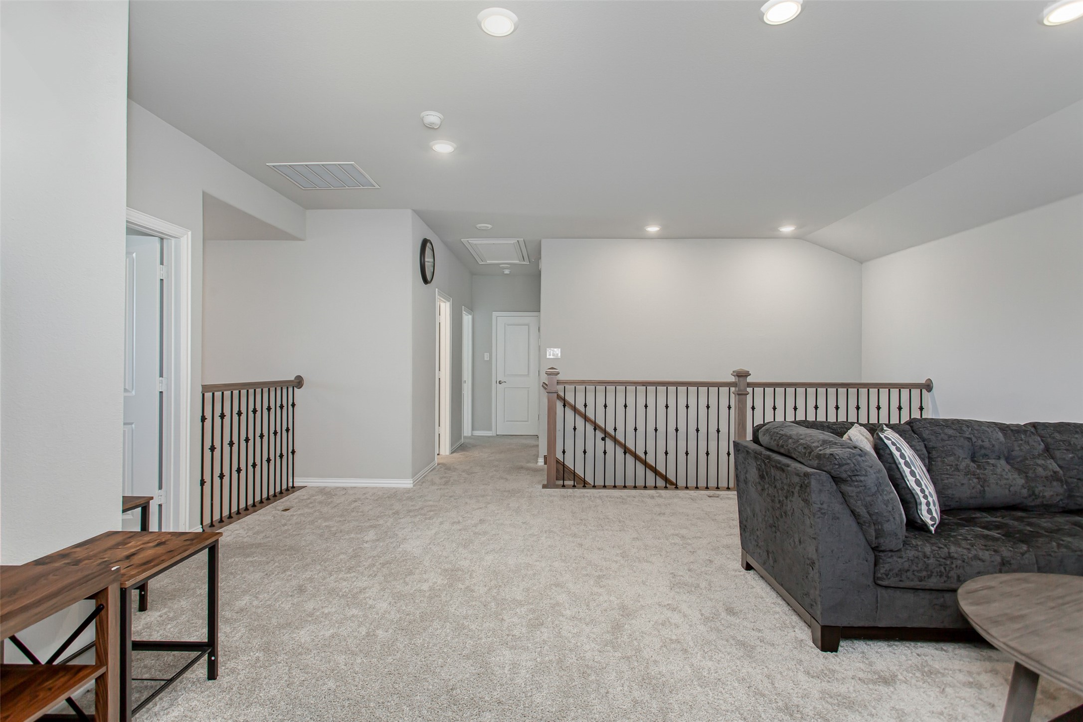 2437 Pinnacle Place