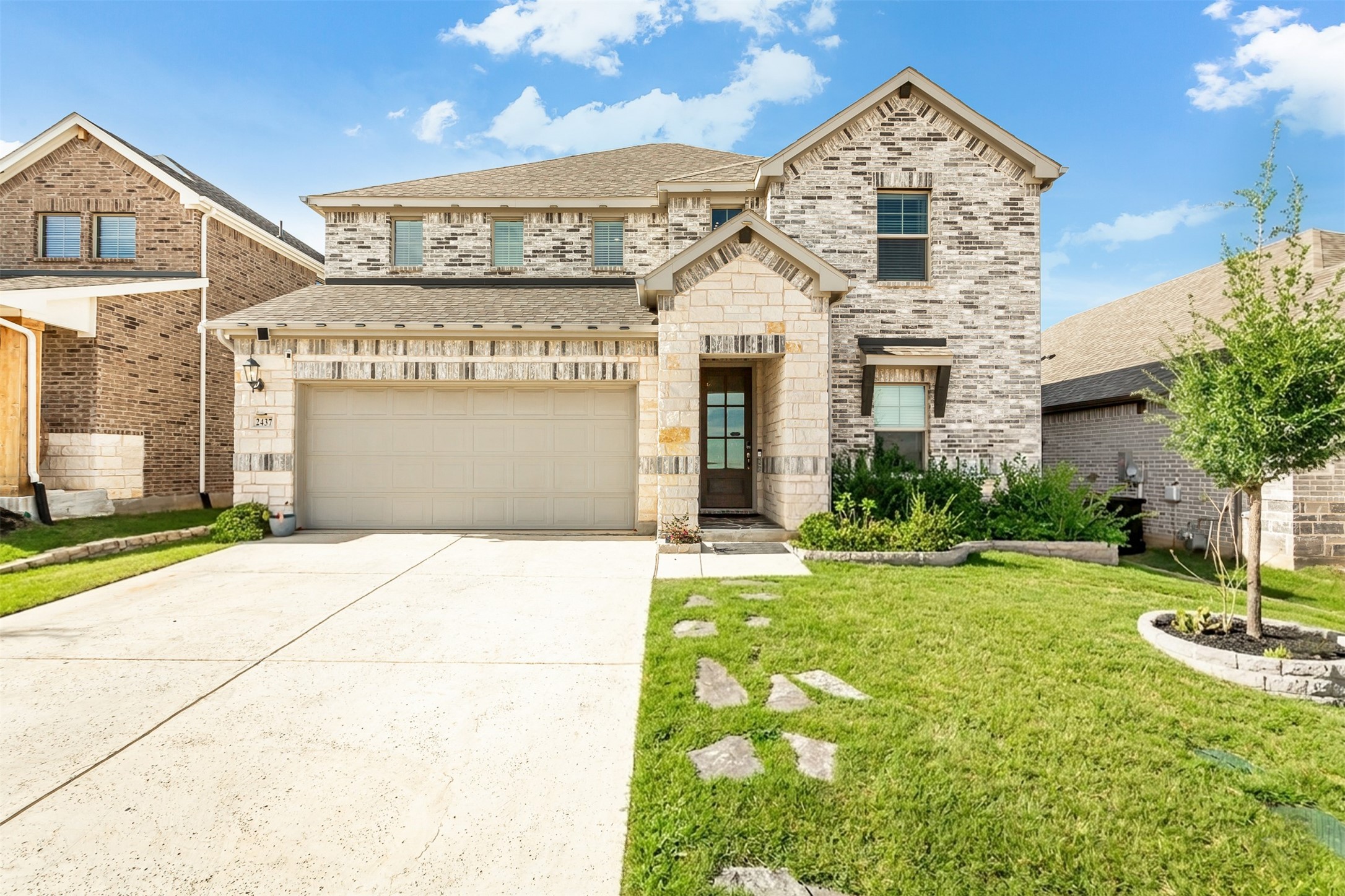 2437 Pinnacle Place