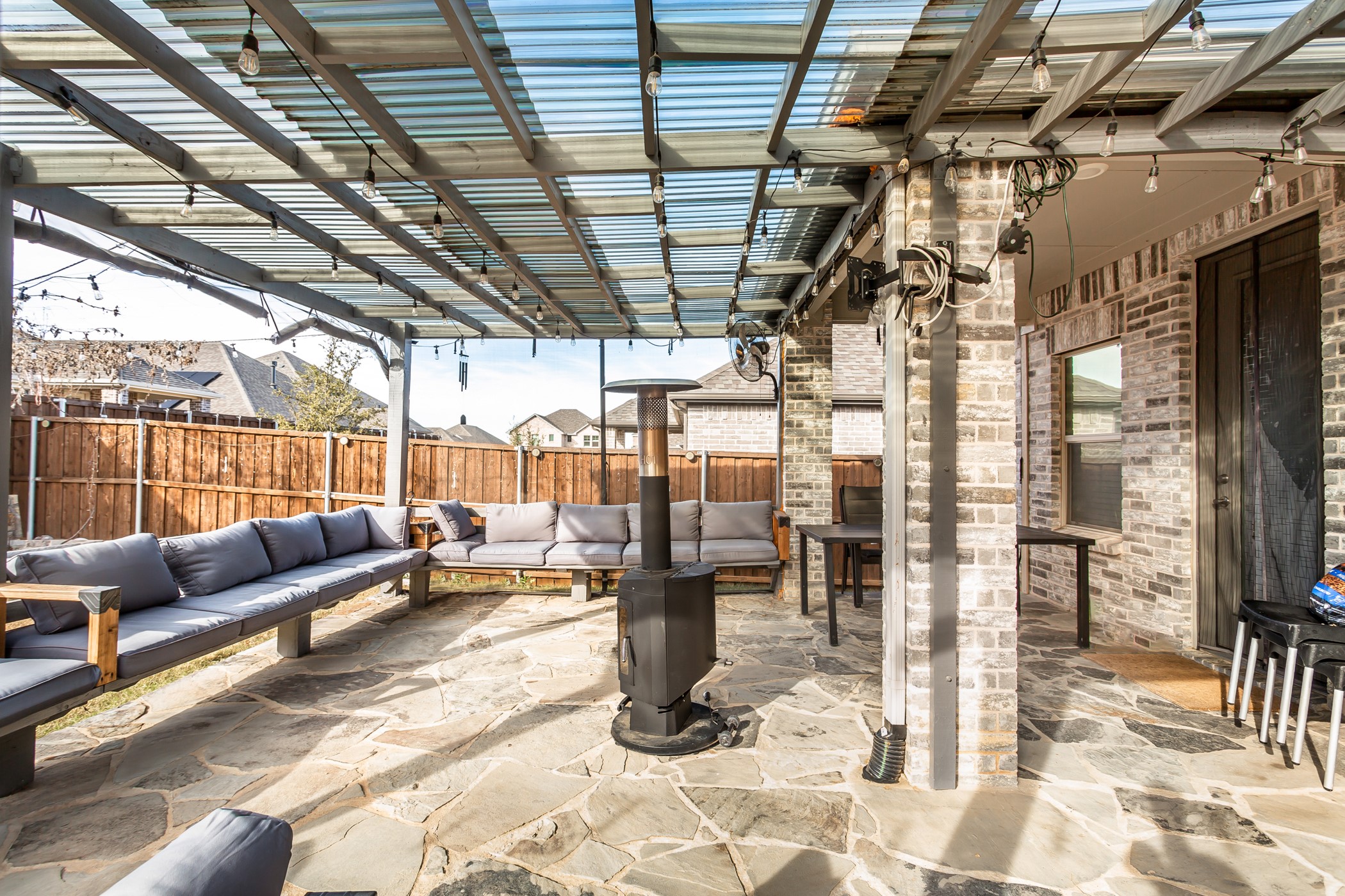 2437 Pinnacle Place