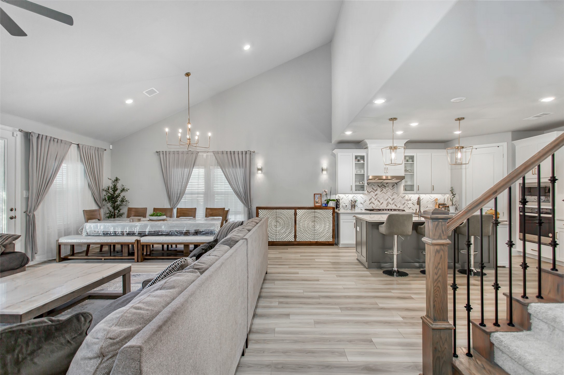 2437 Pinnacle Place
