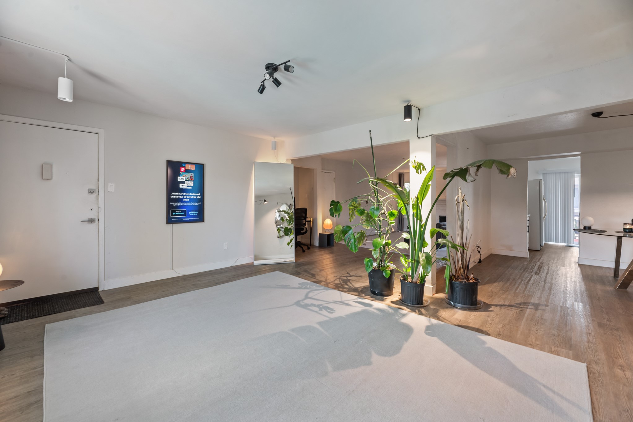 8069 Meadow Road 216