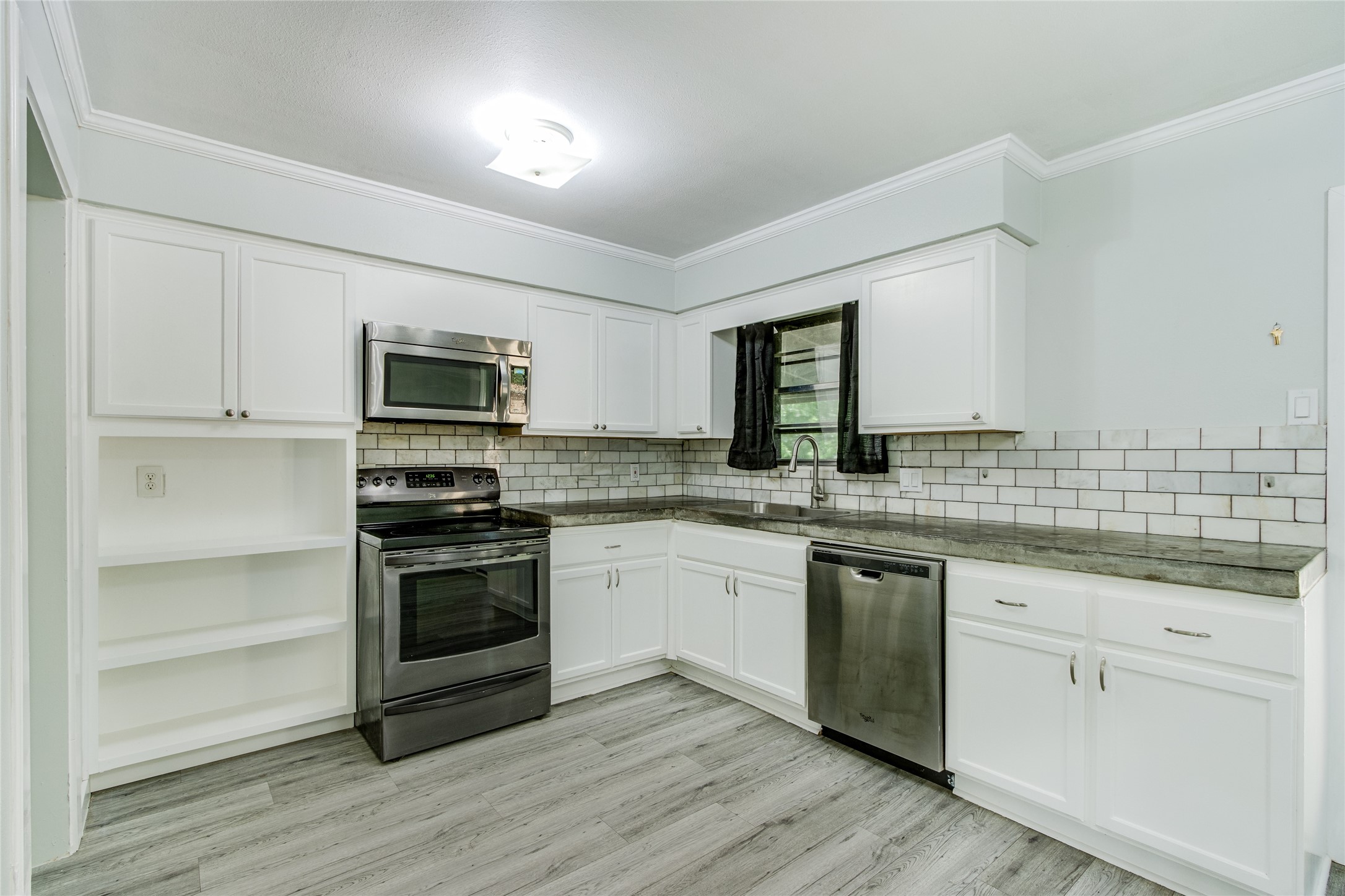 328 S 1st Street