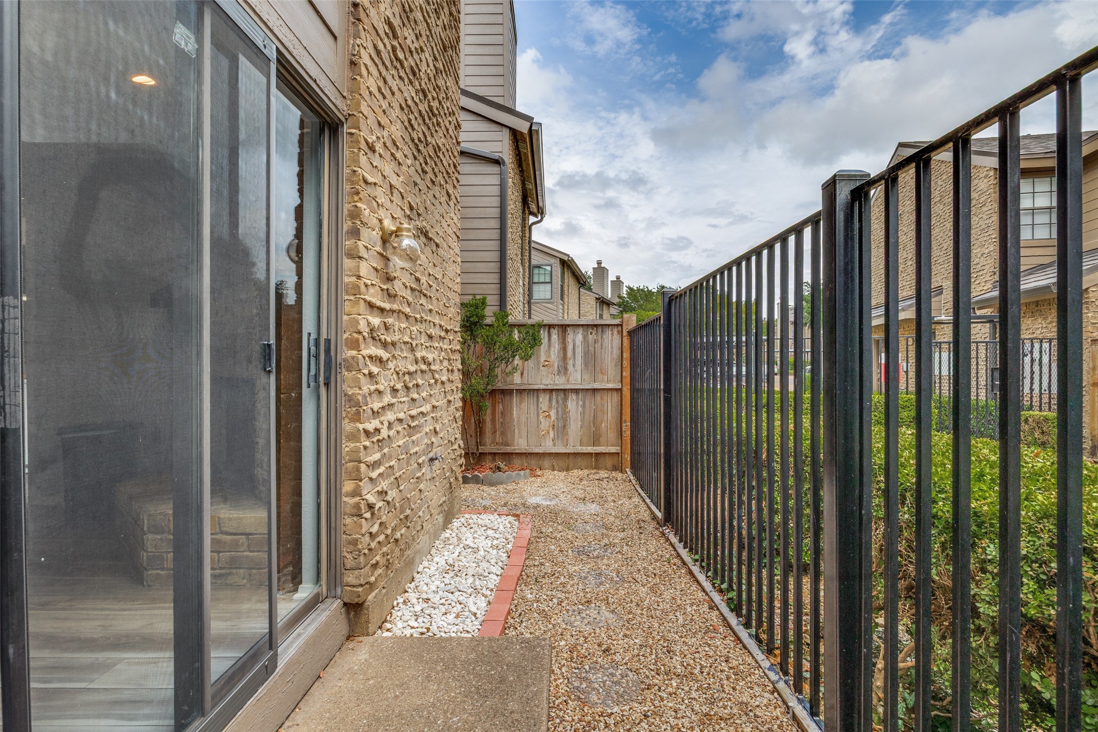 333 Melrose Drive 35D
