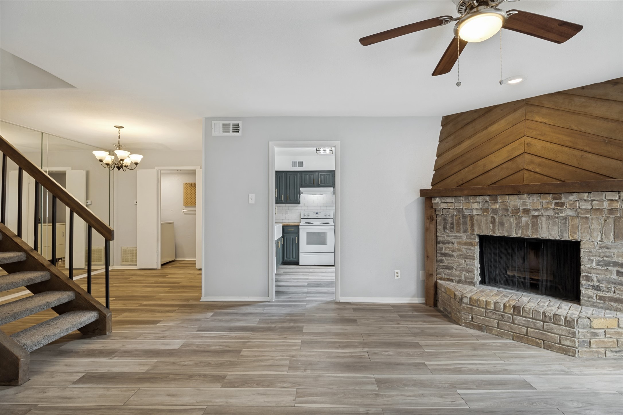 333 Melrose Drive 35D