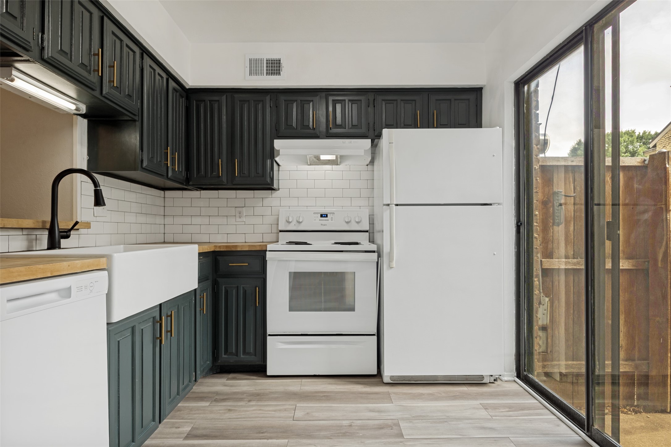 333 Melrose Drive 35D