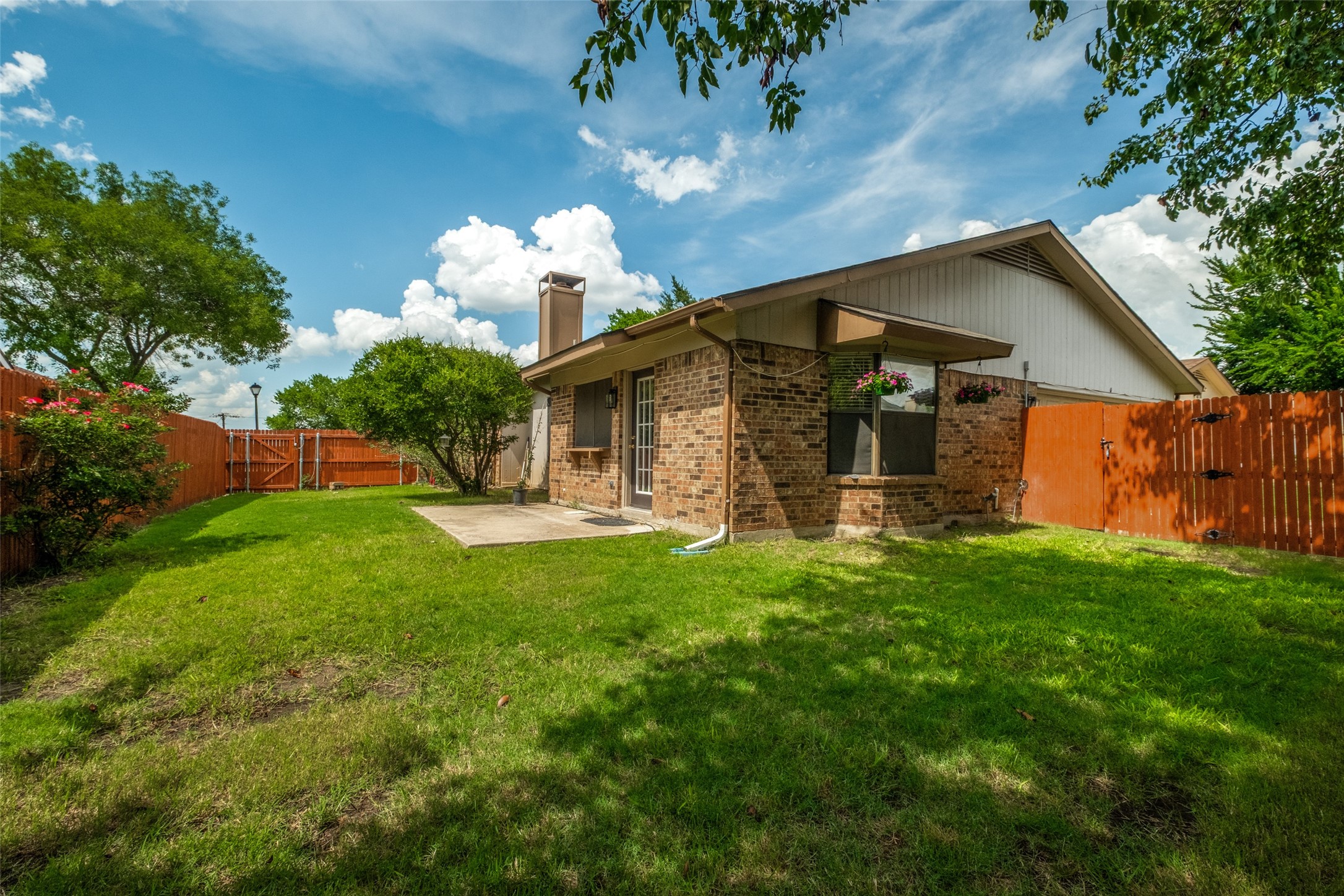 1002 Bellflower Court