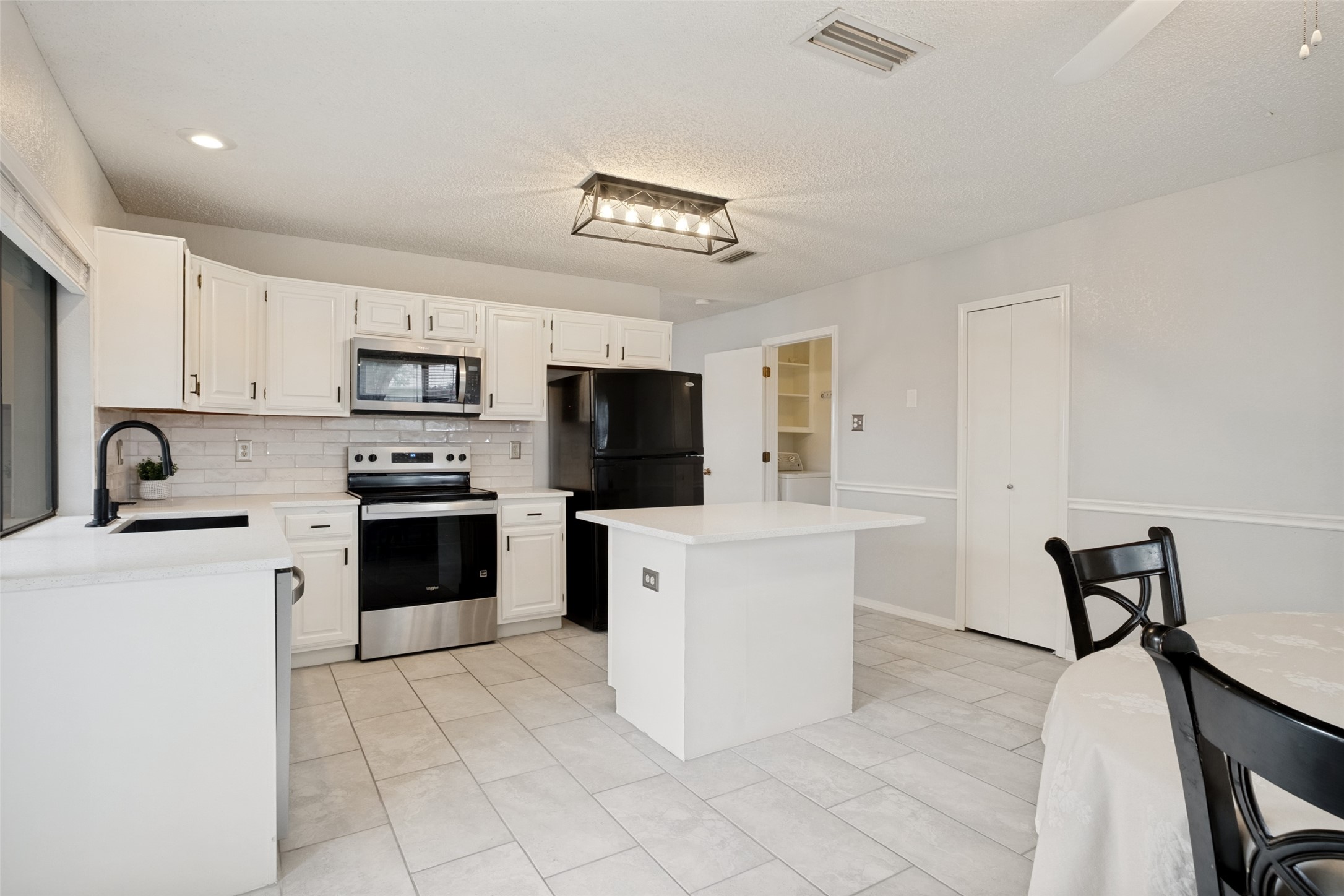 1002 Bellflower Court