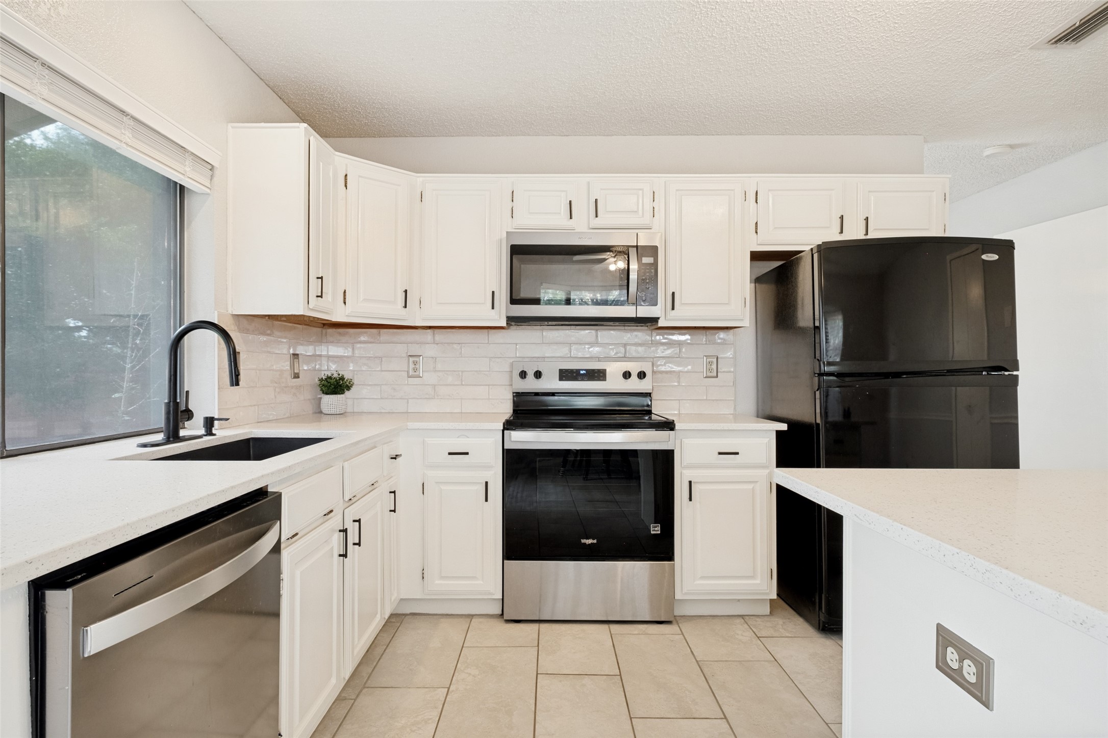 1002 Bellflower Court