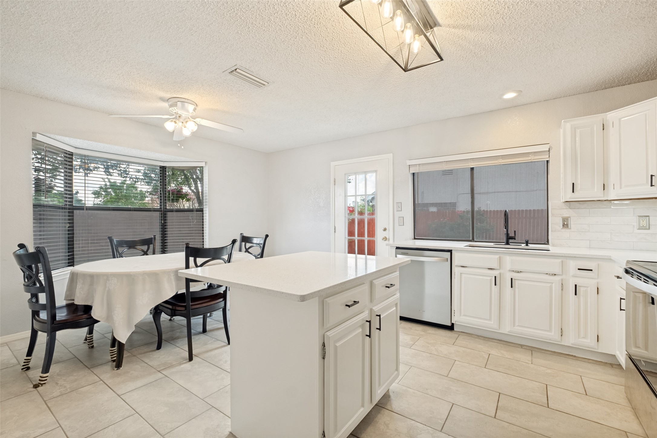 1002 Bellflower Court