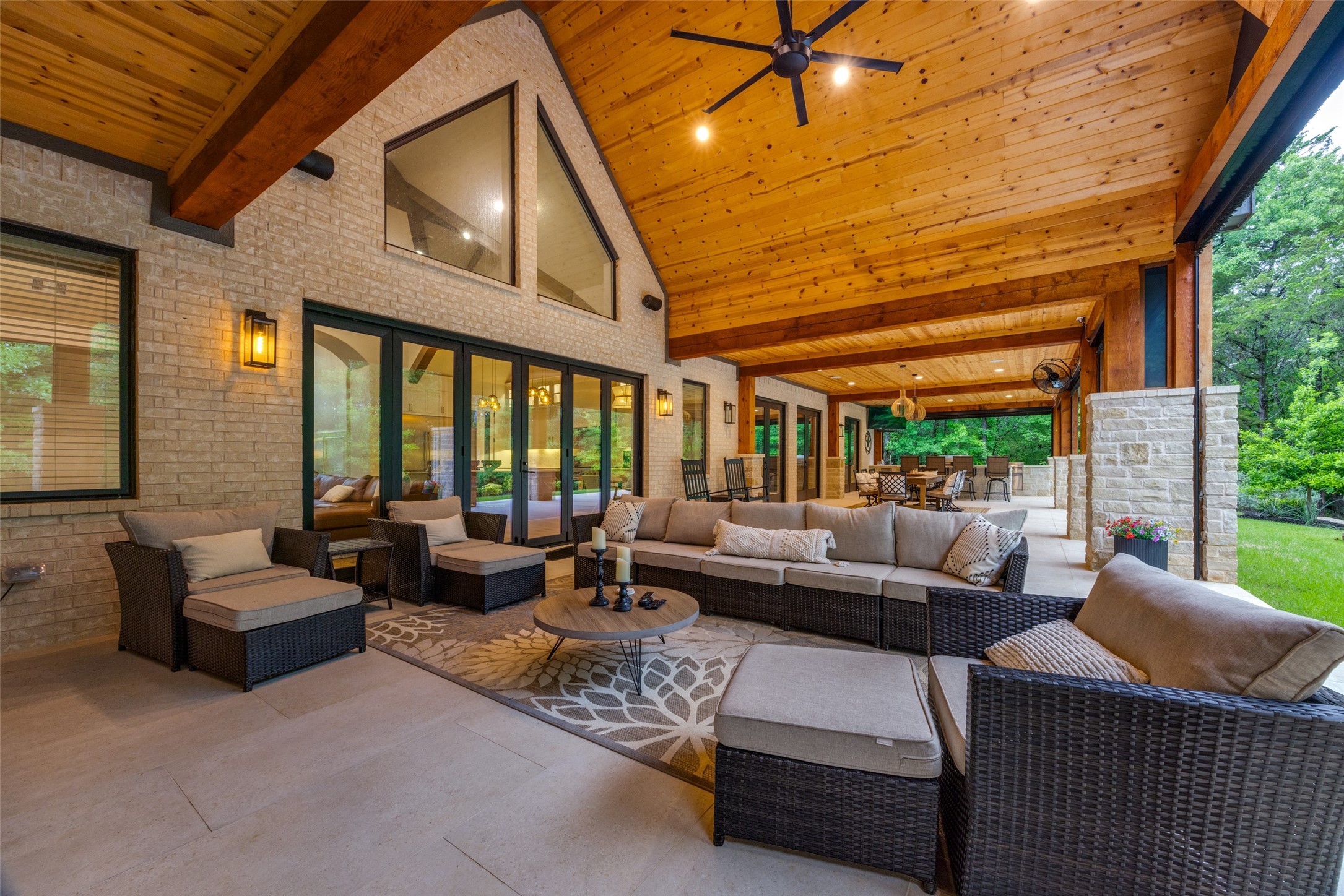 704 Palisades Drive
