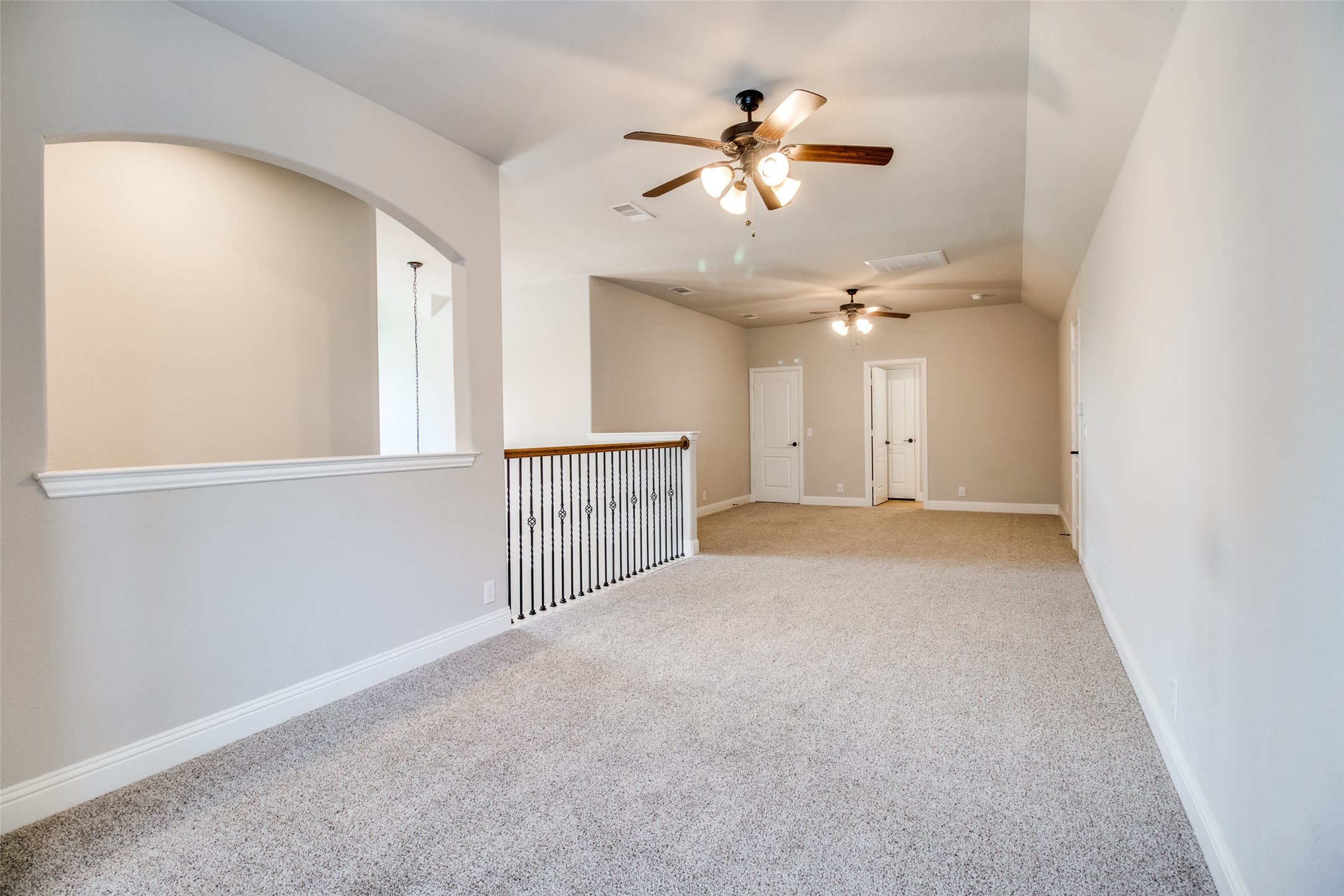 4619 Amesbury
