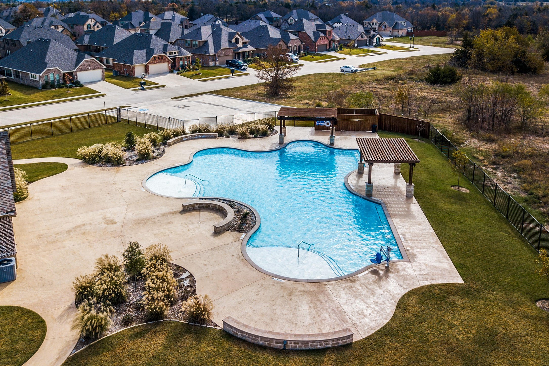 4619 Amesbury