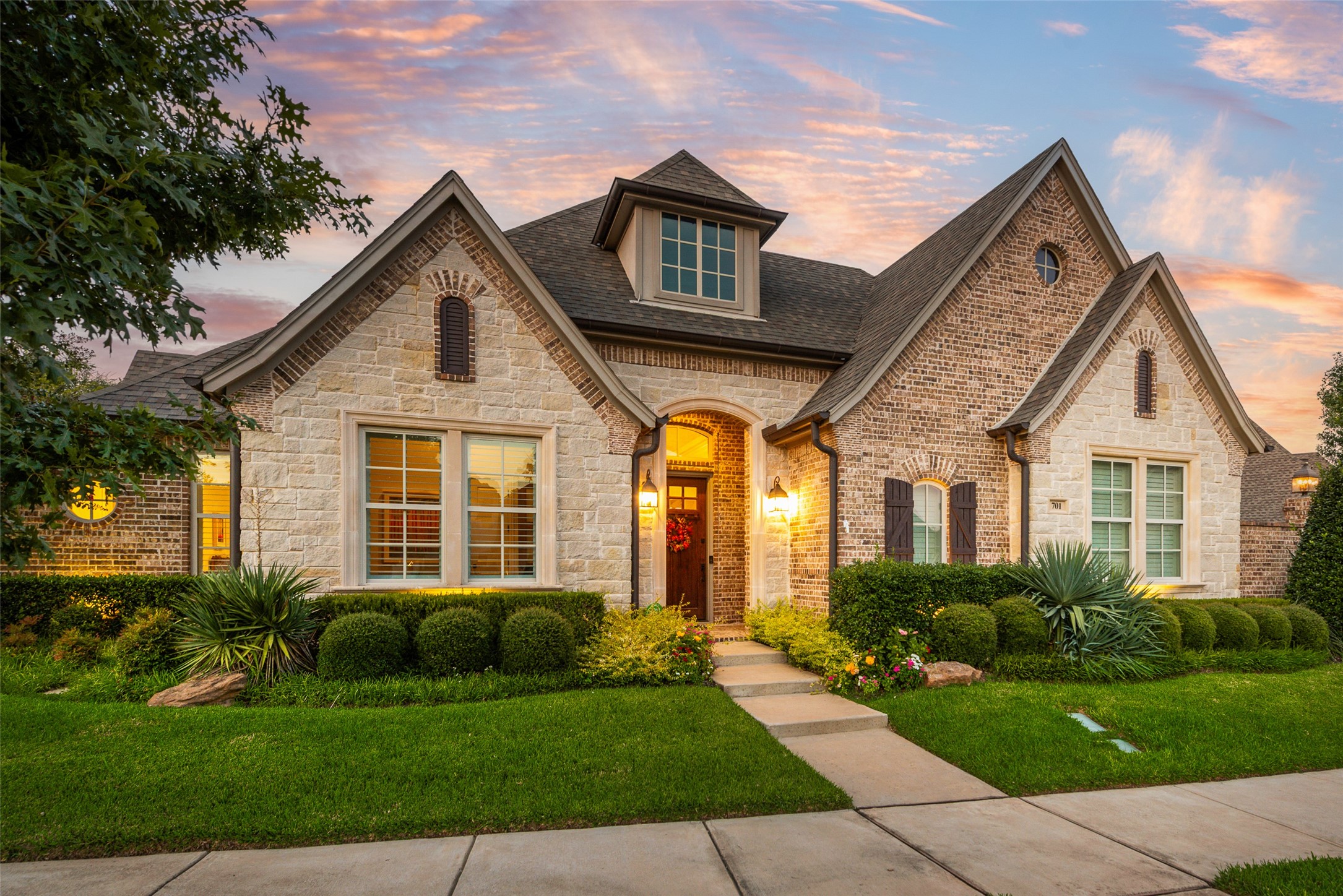 701 Winding Ridge Trail