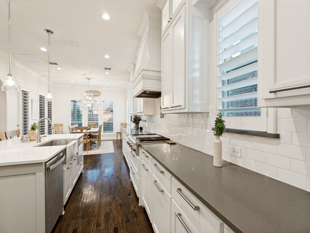3702 Mesquite Court