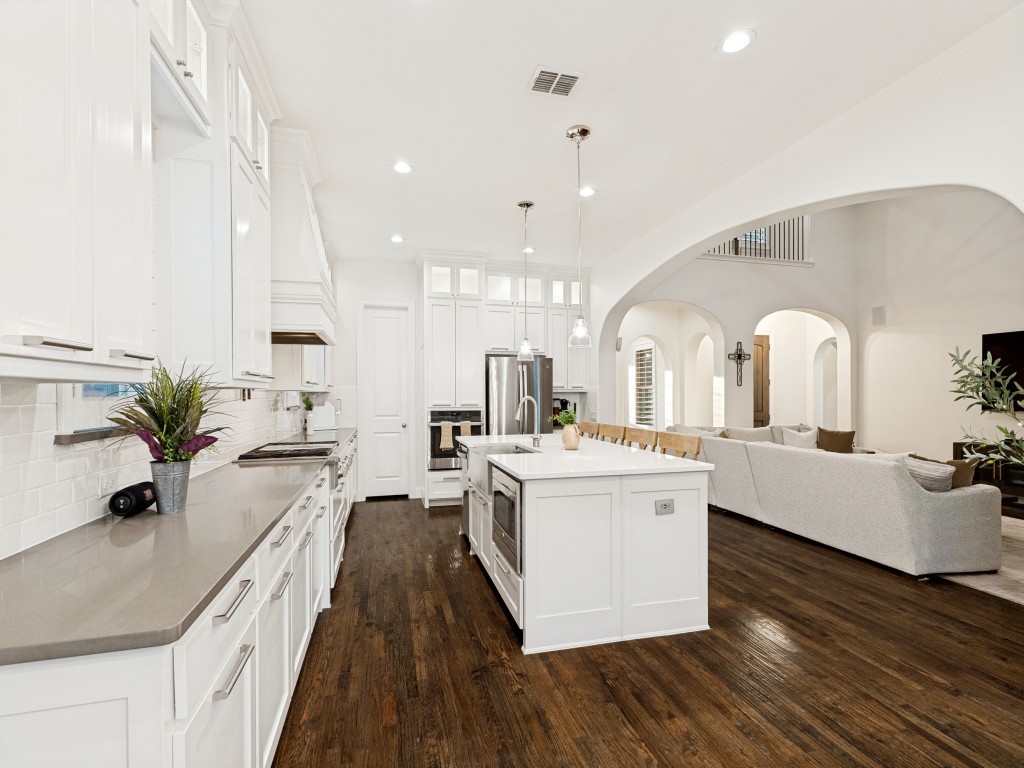3702 Mesquite Court