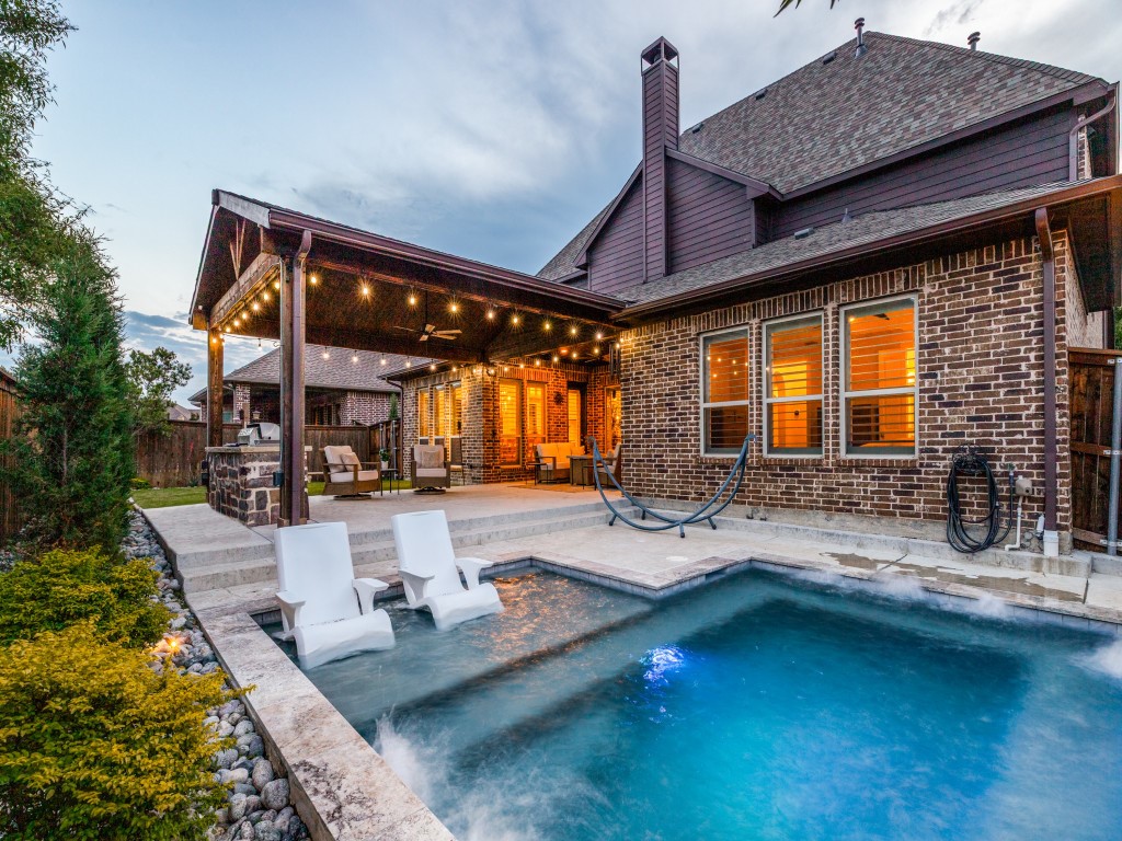 3702 Mesquite Court