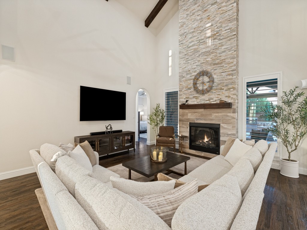 3702 Mesquite Court