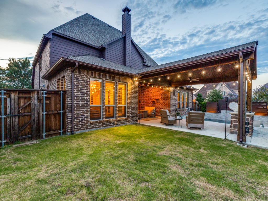 3702 Mesquite Court