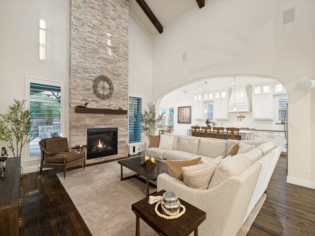 3702 Mesquite Court