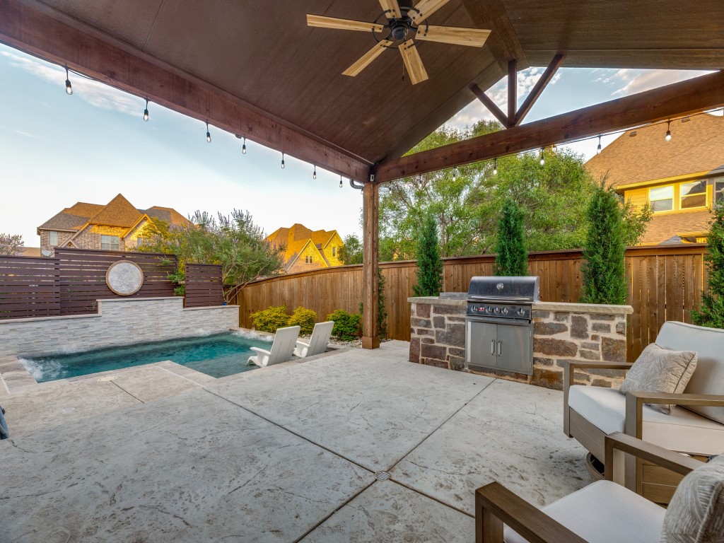 3702 Mesquite Court