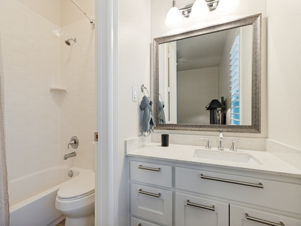 3702 Mesquite Court