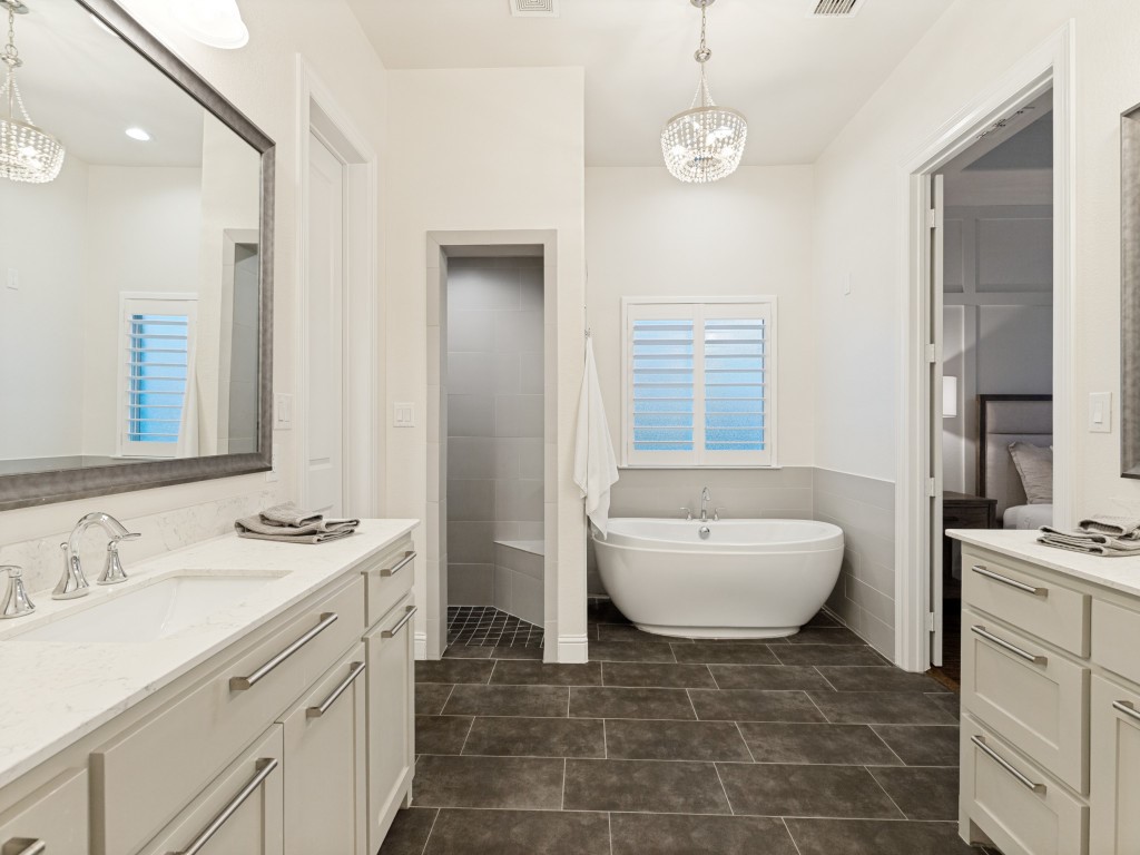 3702 Mesquite Court
