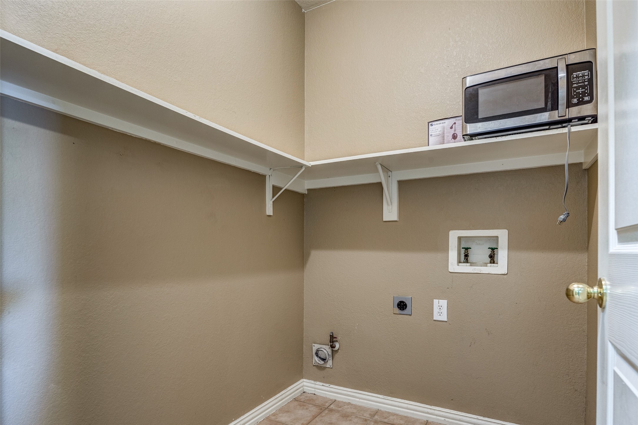 2916 Raven Circle