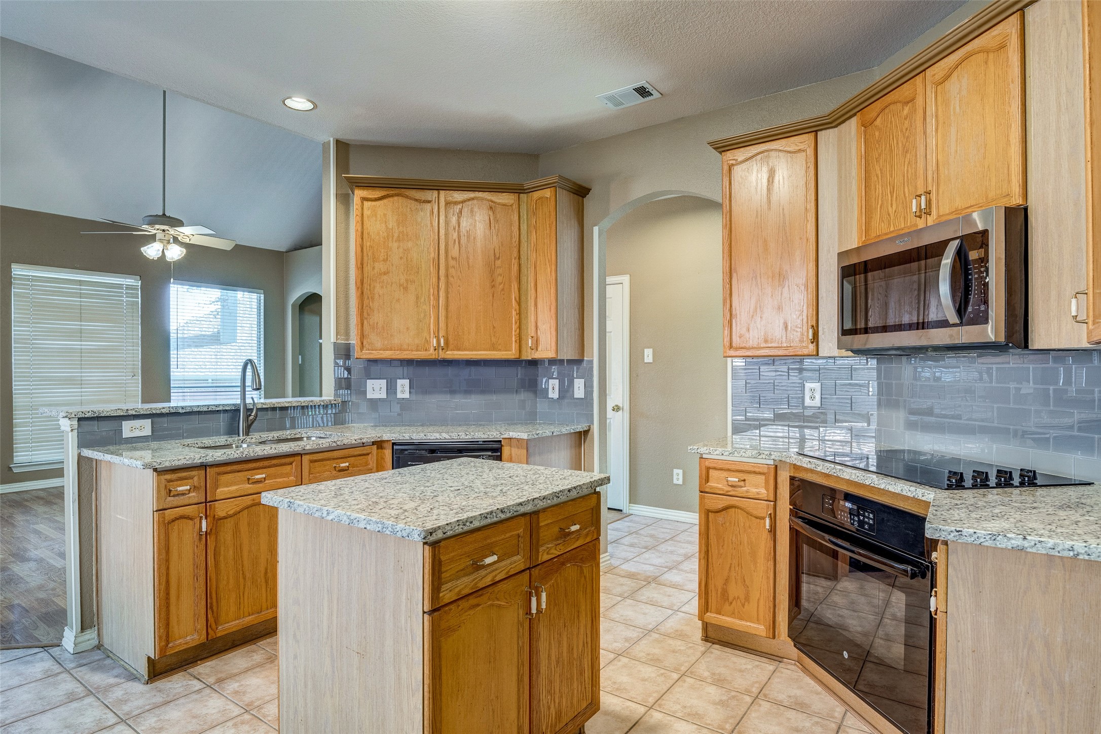2916 Raven Circle