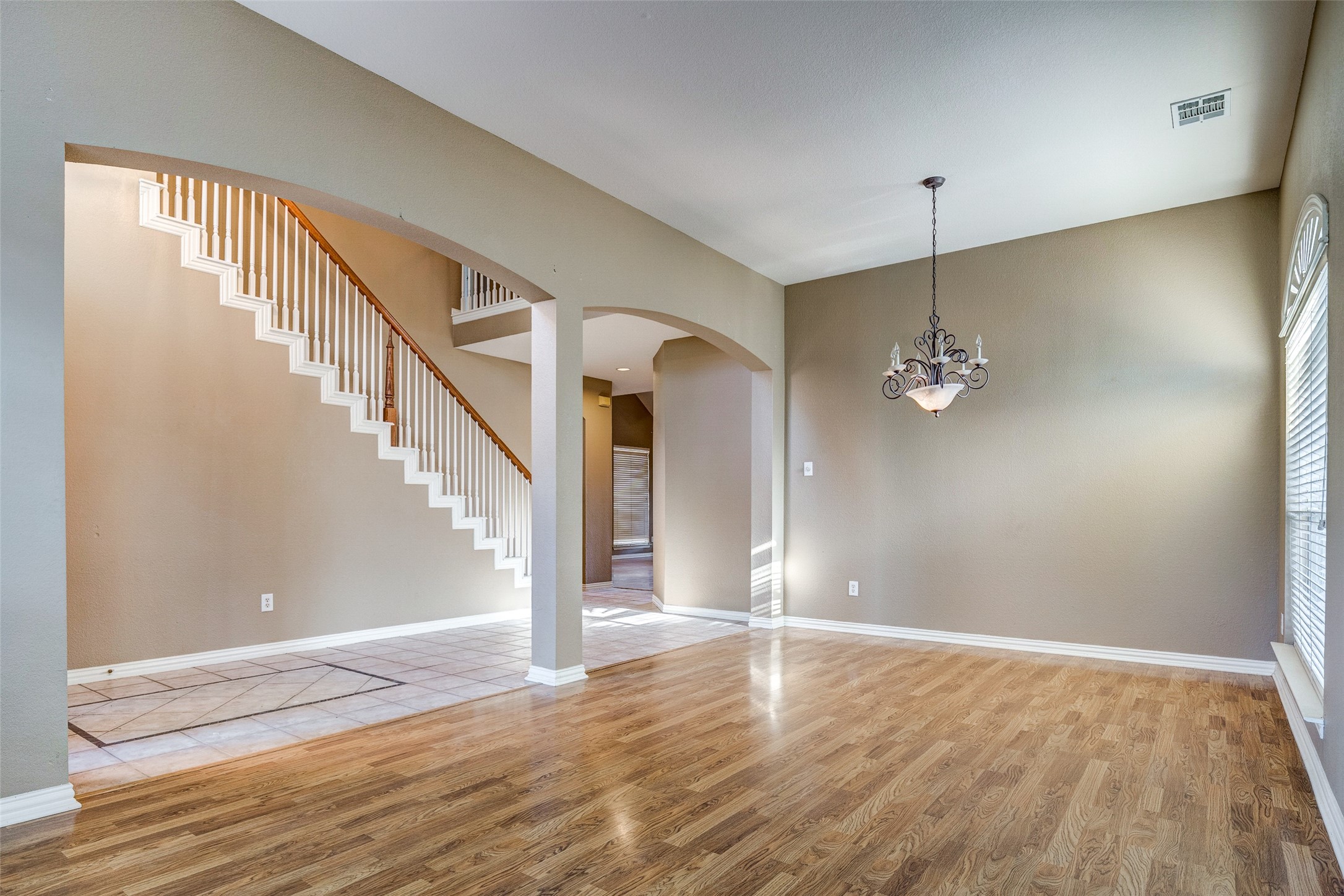 2916 Raven Circle