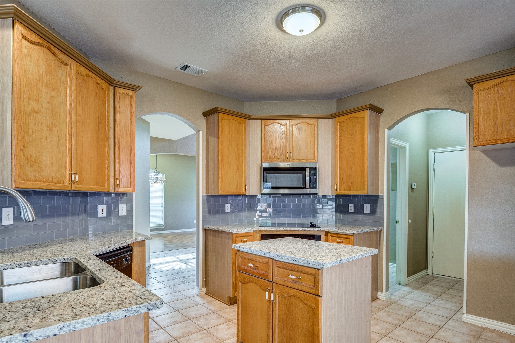 2916 Raven Circle